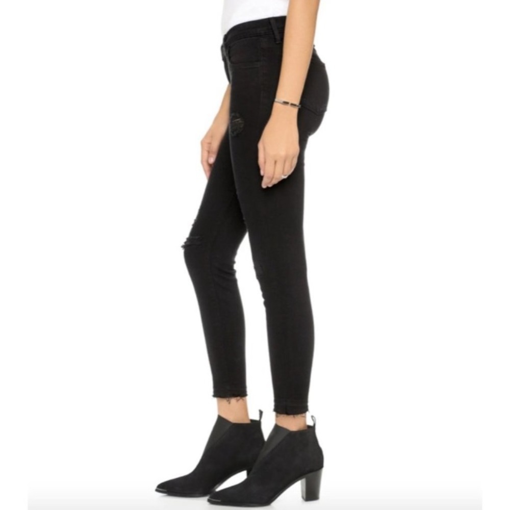J Brand Mid Rise Distressed Denim Cropped Jeanss